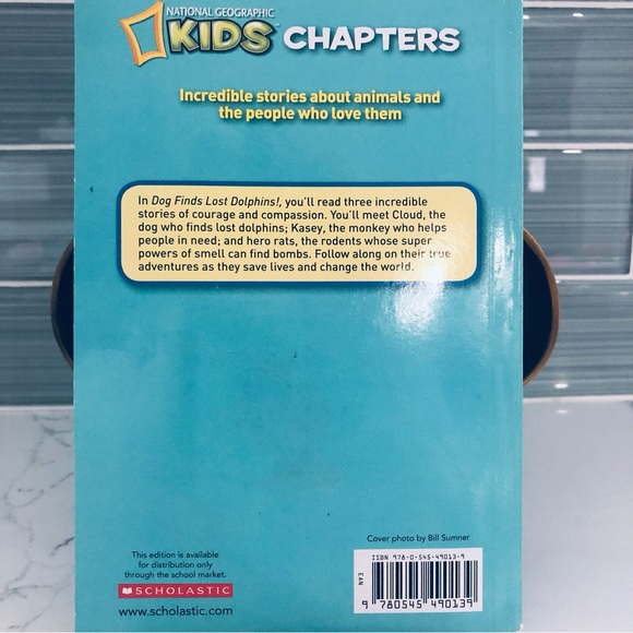 Bundle of 3 Scholastic Books plus Small Pencil Case - Picture 4 of 8